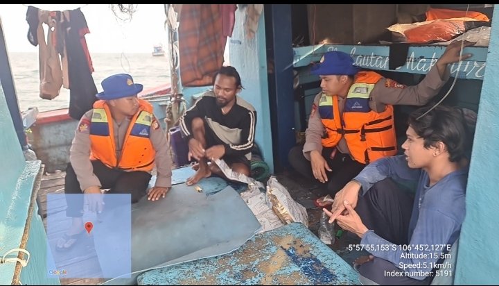 Patroli Laut Dialogis Team Satpolair Polres Kepulauan Seribu Di